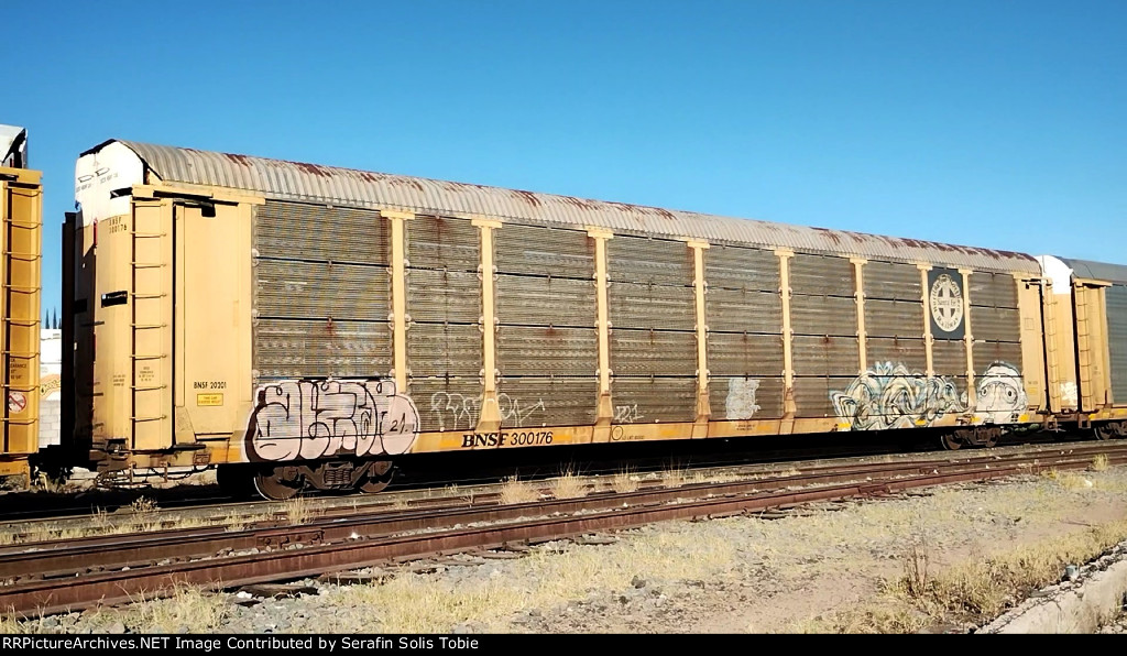 BNSF 20201 BNSF 300176